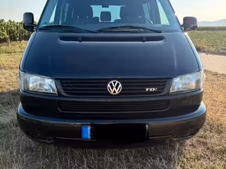 Volkswagen Transporter T4 2.5 TDI