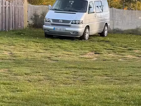Volkswagen Transporter T4 2.5 TDI