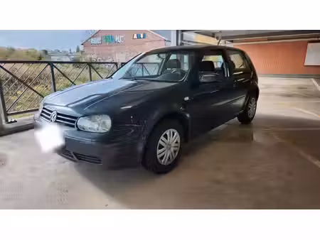 Volkswagen Golf 1.4 75