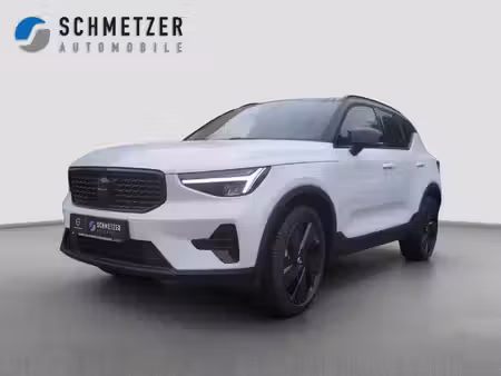Volvo XC40 B3 2.0 163 Black Edition