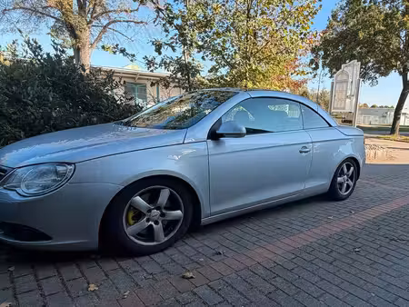 Volkswagen EOS 2.0 TFSI 200