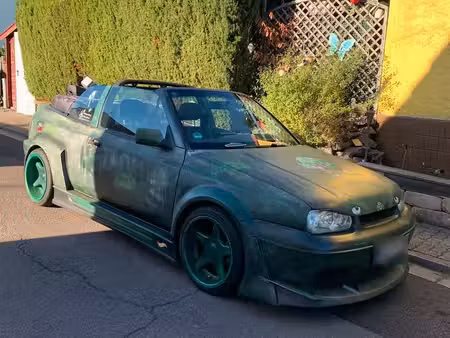 Volkswagen Golf 1.6 100
