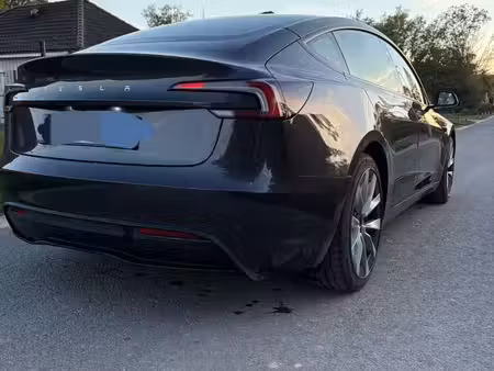 Tesla Model 3 Standard Plus 275