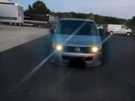 Volkswagen Transporter T5 2.0 TDI 140
