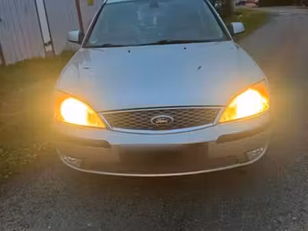 Ford Mondeo 1.8 88