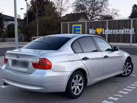 BMW Série 3 318i 2.0 129
