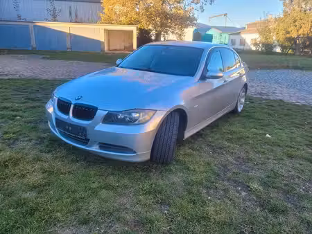 BMW Série 3 325i 2.5 218