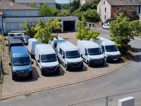 Renault Master E-Tech 143