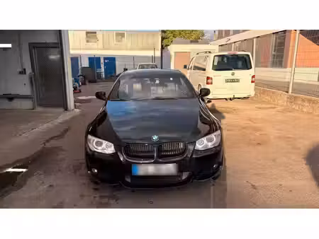 BMW Série 3 330d 3.0 245