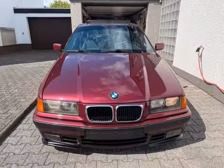 BMW Série 3 318i 140
