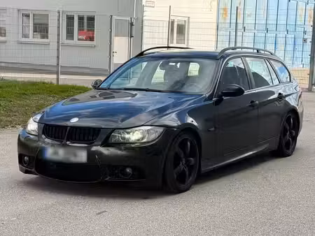 BMW Série 3 330d 3.0 231