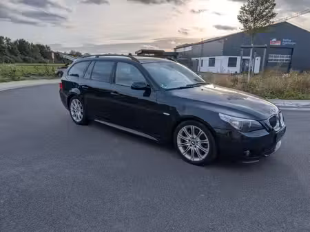 BMW Série 5 530d 3.0 231