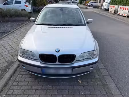 BMW Série 3 320i 2.2 170