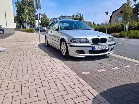 BMW Série 3 320i 2.2 170