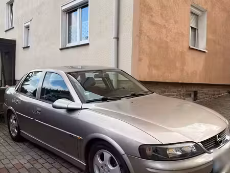 Opel Vectra 1.8 115