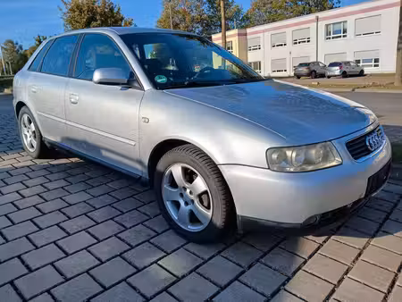 Audi A3 1.6 102