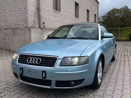 Audi A4 V6 2.5 TDI 163