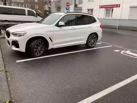 BMW X3 30e 2.0 184 xDrive