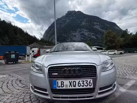 Audi A4 2.0 TFSI 200 S line