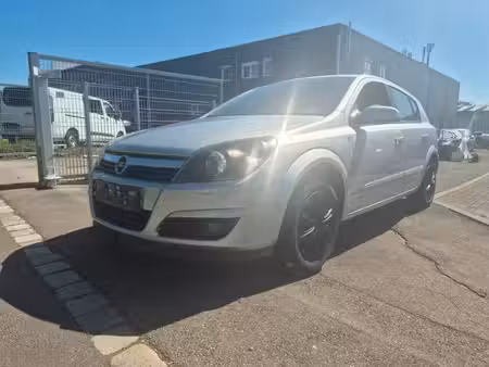 Opel Astra 1.6 105 Elegance