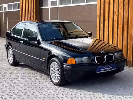 BMW Série 3 316i 1.6 102