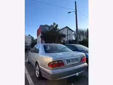 Mercedes-Benz Classe E Elegance