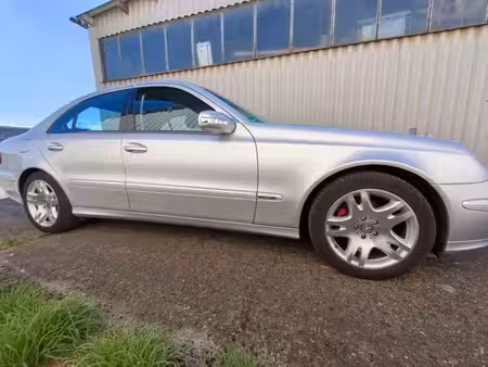 Mercedes-Benz Classe E E 200