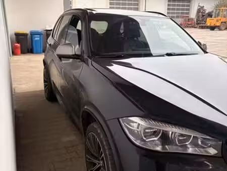 BMW X5 M50d 3.0 381