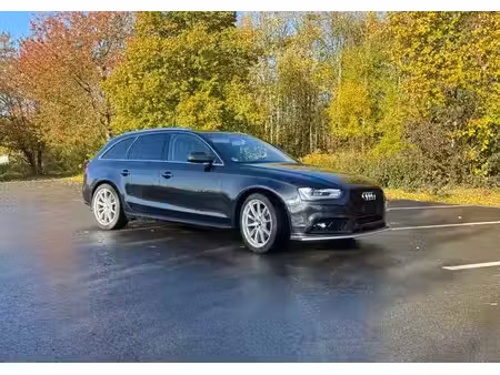 Audi A4 2.0 TFSI 180 S line
