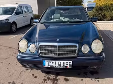 Mercedes-Benz Classe E E 230