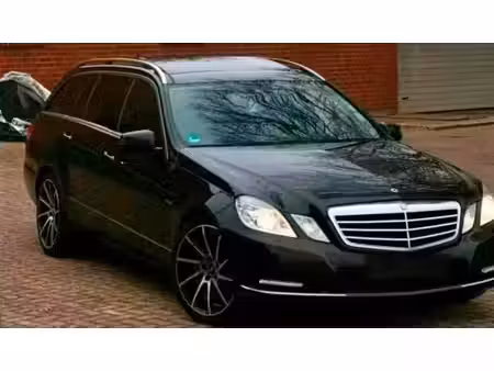 Mercedes-Benz Classe E E 220 V6 3.0 CDI 170
