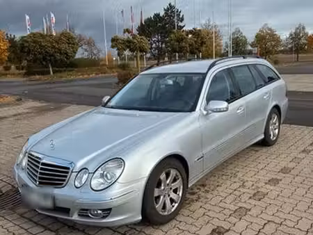 Mercedes-Benz Classe E E 200 2.1 136