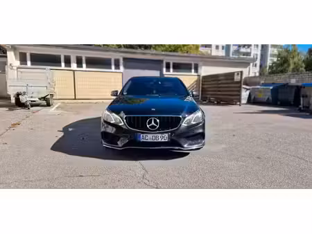 Mercedes-Benz Classe E E 200 2.1 136