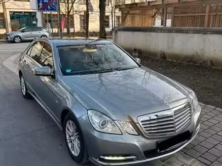 Mercedes-Benz Classe E E 220 2.1 CDI 170