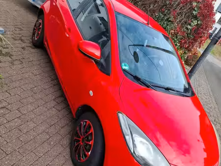 Mazda Mazda2 75