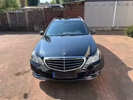 Mercedes-Benz Classe E E 200 2.1 136 Elegance