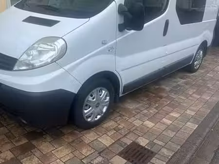 Renault Trafic 2.2 dCi 114