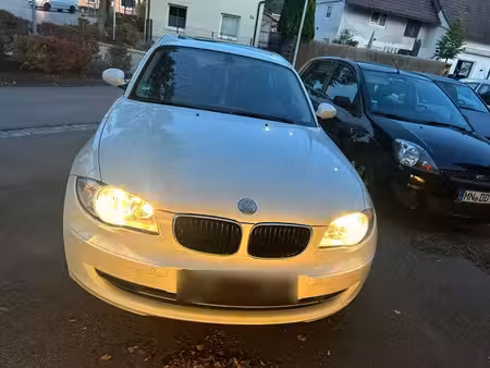 BMW Série 1 116i 1.6 122