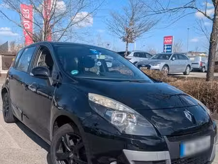 Renault Clio 1.6 110