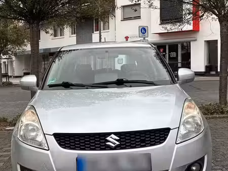Suzuki Swift 1.3 75