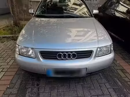 Audi A3 1.6 101