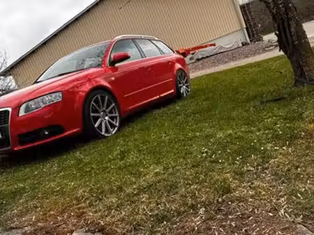 Audi A4 S line quattro