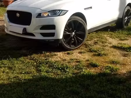 Jaguar F-Pace D180 2.0 180