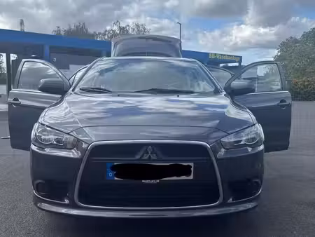 Mitsubishi Lancer 1.8 MPI Inform