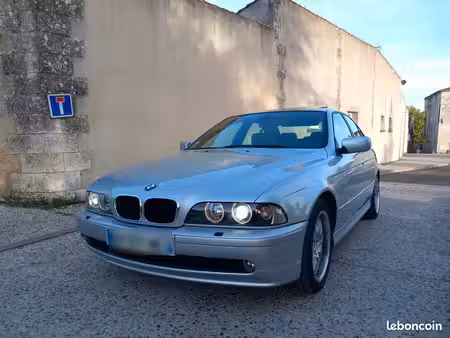 BMW Série 5 530i 3.0 231