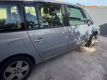 Renault Grand Espace 1.9 dCi 117