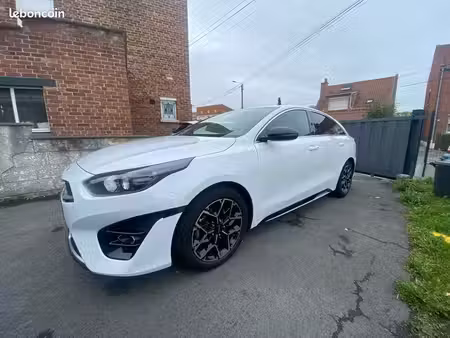 Kia Ceed 1.5 T-GDi 160