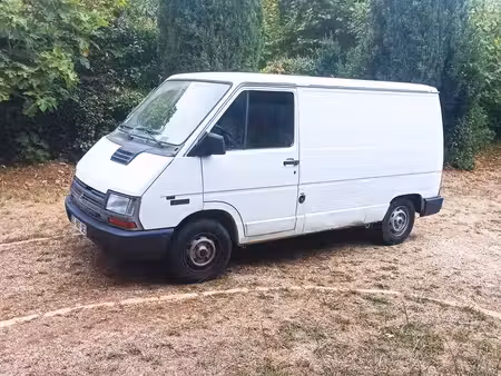 Renault Trafic 2.1 65