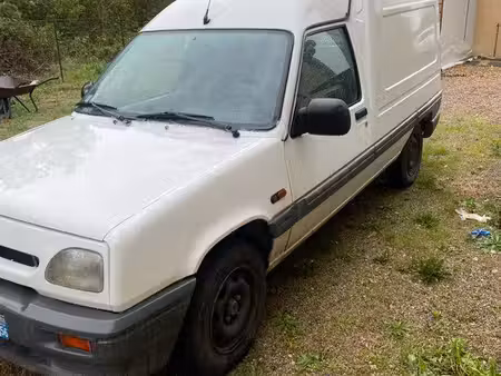 Renault Express 1.4 75