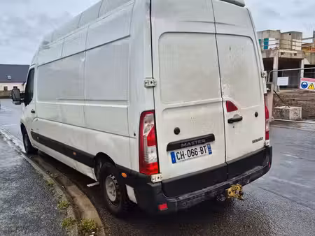Renault Master 2.3 dCi 125